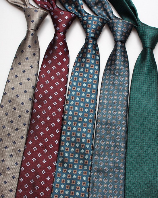 Factory direct supply of men's ties, formal, professional, business, and wedding ties, jacquard polyester ties.