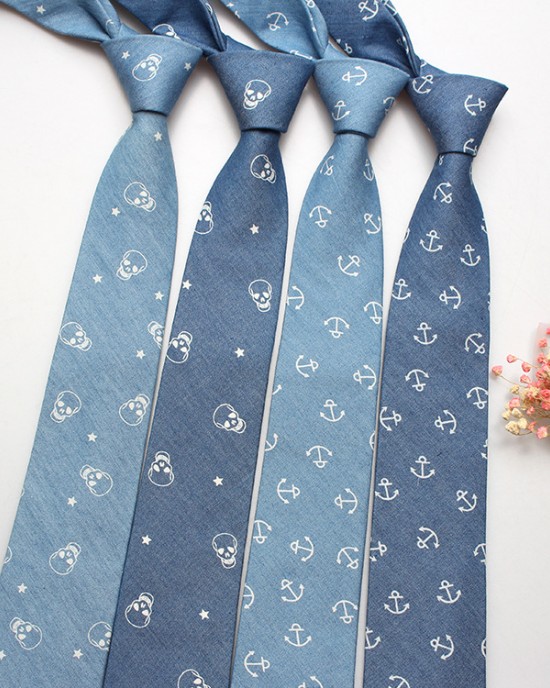 Factory-new narrow-fit casual men's and women's ties. Denim cotton printed logo ties, wholesale.