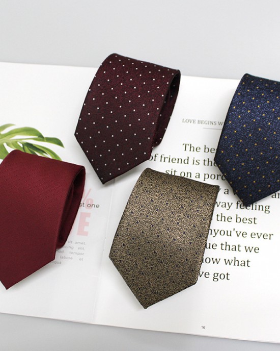 2023 new professional formal tie manufacturer in stock Polyester business shirts and men's ties.