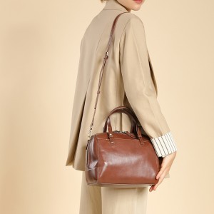 Large-capacity women's bag, 2025 new style, high-end spring and summer A stylish, versatile, casual, and trendy commuter handbag.