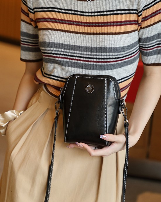 Vegetable tanned cowhide vintage multi-purpose bag for women, 2025 new spring/summer light luxury genuine leather women's bag, large capacity backpack, shoulder bag