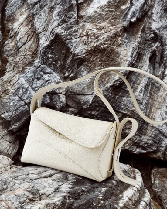 2025 new summer new large-capacity genuine leather underarm bag, versatile single-shoulder crossbody tote bag