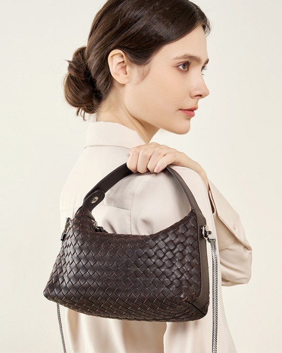 2025 new niche genuine leather woven dumpling bag, sheepskin chain crossbody bag, pillow bag, handbag for women