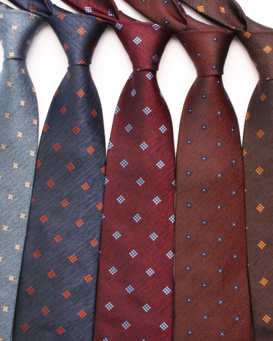 New Retro Small Checkered Diagonal Striped Men's Ties, Polyester Silk Yarn-Dyed Cut-Out Hand-Tied Ties, Wholesale & In Stock