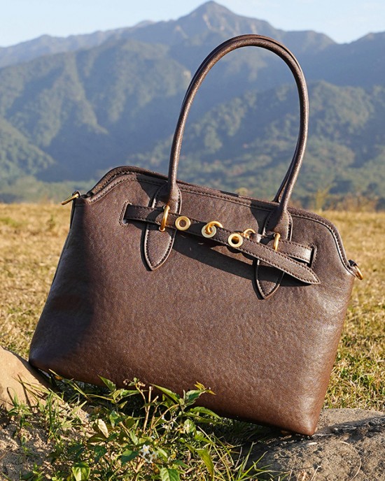 Top-Grain Cowhide Leather Commuter Bag, a High-End Underarm Handbag