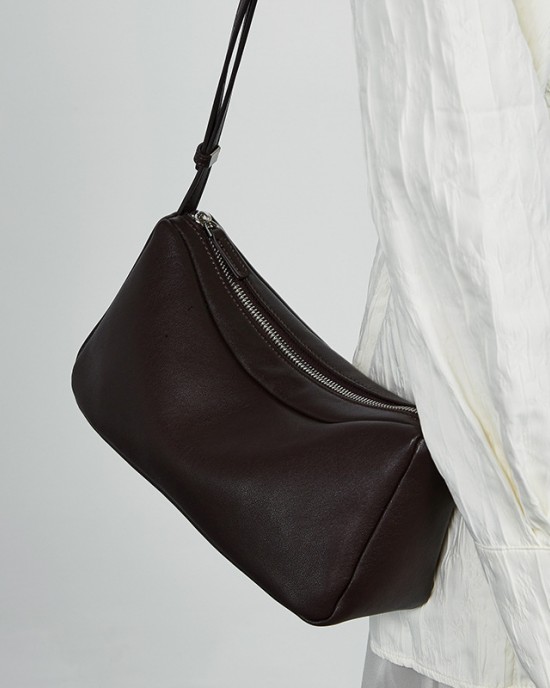 2025 new genuine leather bucket bag, vintage women's bag, Guangzhou manufacturer wholesale, foreign trade women's large Crossbody Bags