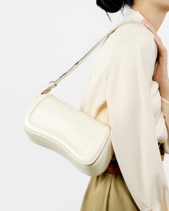 Genuine leather underarm tofu bag, simple, stylish, trendy, street-inspired, popular, niche crossbody bag