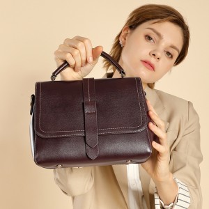 2025 winter new, trendy, best-selling, top-grain cowhide, vegetable-tanned leather handbag, single-shoulder, crossbody, large-capacity, 100-pound. Matching