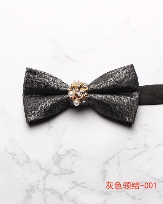 2025 new Korean-style men's polyester diamond-studded bow ties, banquet and performance bow ties, suit and shirt accessories.