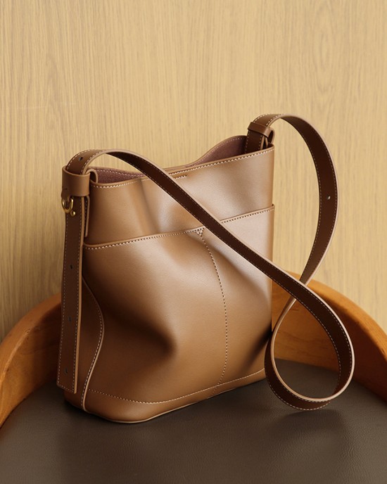 2025 new style genuine leather women's bag, large capacity, fashionable and versatile, underarm crossbody bag for women