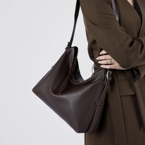 Autumn 2025 new style genuine leather women's bag, high-end niche single-shoulder underarm bag, retro and fashionable crossbody bag