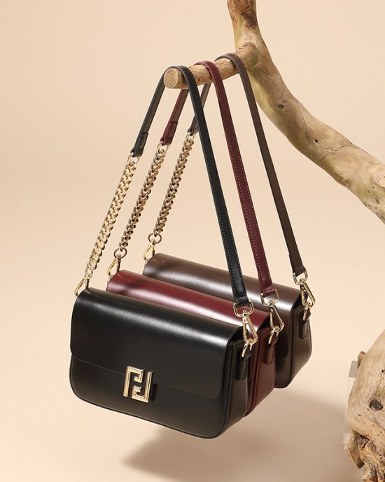 Genuine leather high Luxury small bags, 2025 spring new women's bags, popular and versatile crossbody bags, stylish small square bags