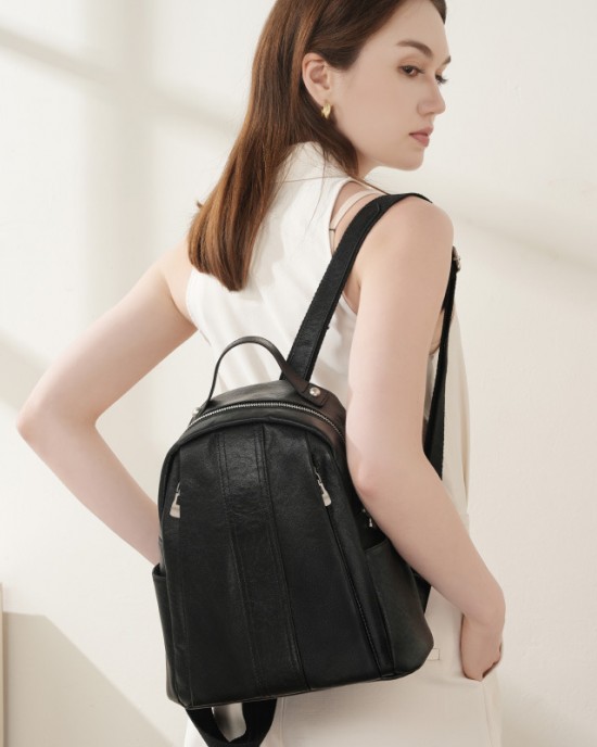 2025 new trendy, versatile top-grain cowhide backpack for women. Women's Large-Capacity Soft Leather Backpack