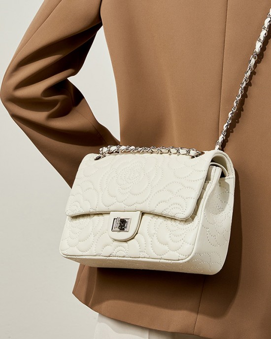 Cherry-style camellia, top-grain goatskin, genuine leather diamond-patterned shoulder bag, stylish chain bag, shoulder bag, crossbody bag