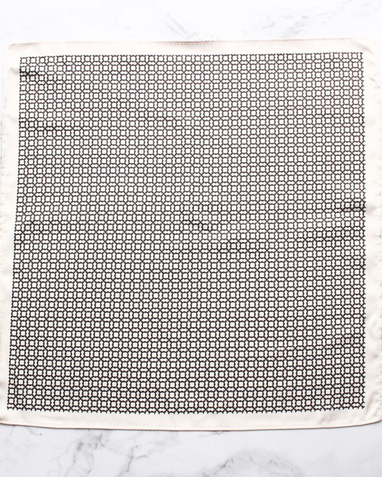 Various styles of polyester printed square handkerchiefs for casual suits and banquets. Shirt chest towels, handkerchiefs, and small squares in stock for wholesale.