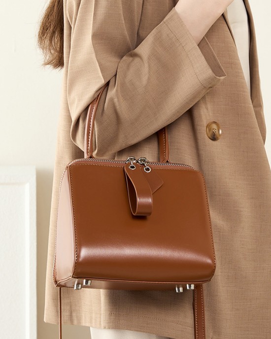 2025 new style versatile cowhide handbags, this year's popular, high-quality, French-style niche shoulder and crossbody bags.