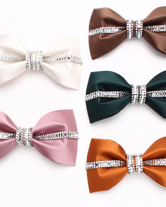 Lei'er silver bow tie, men's diamond bow tie Manufacturer of stylish Korean-style bow ties for groomsmen and groomsmen.