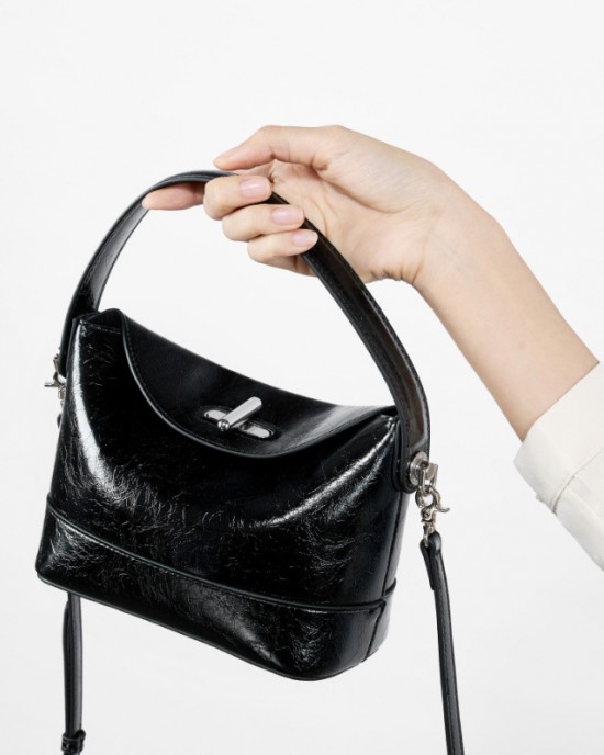 2025 spring new style top-grain cowhide bucket bag, light luxury niche high-end genuine leather women's bag Manufacturer Wholesale