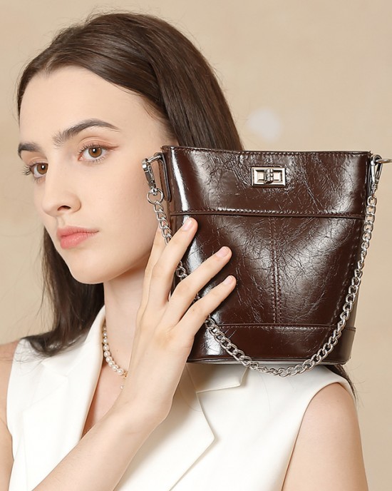 Waxed top-grain cowhide fashionable small luxury bag, 2025 new style, simple cell phone and coin bucket bag