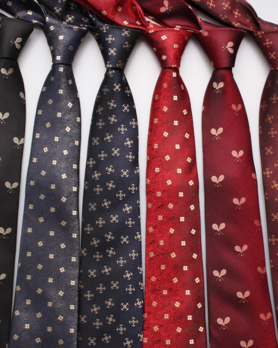 Leier new British-style men's floral heart-shaped tie, polyester hand-knit business tie, ready for wholesale.