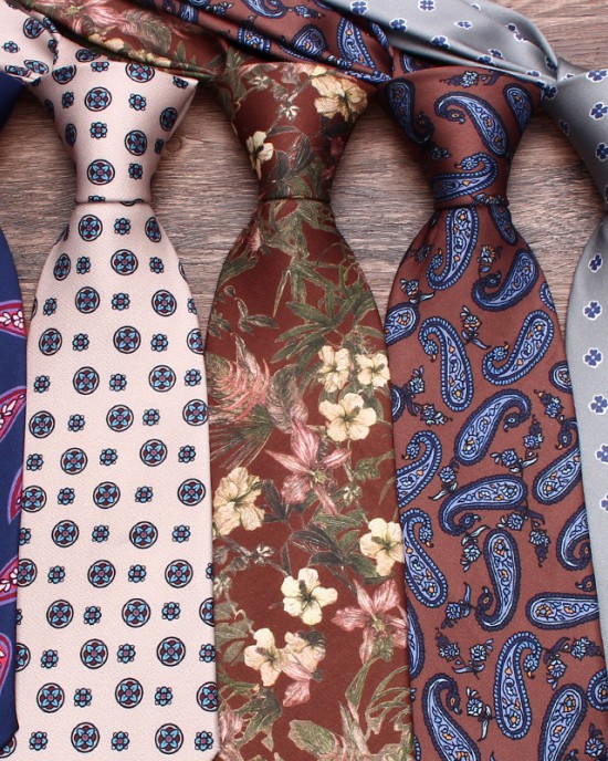 Leier men's floral ties, casual ties for banquets and performances, with cashew pattern ties, Korean-style 9cm neckties.
