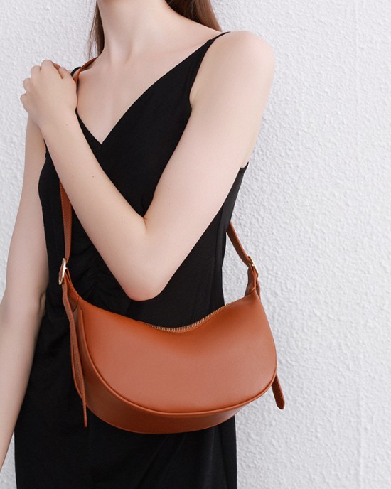 2025 New Style Top-Grain Cowhide Chain Bag for Women: Small Square Shoulder Bag, Fashionable and High-End, Niche, Popular Tote/Shoulder Bag