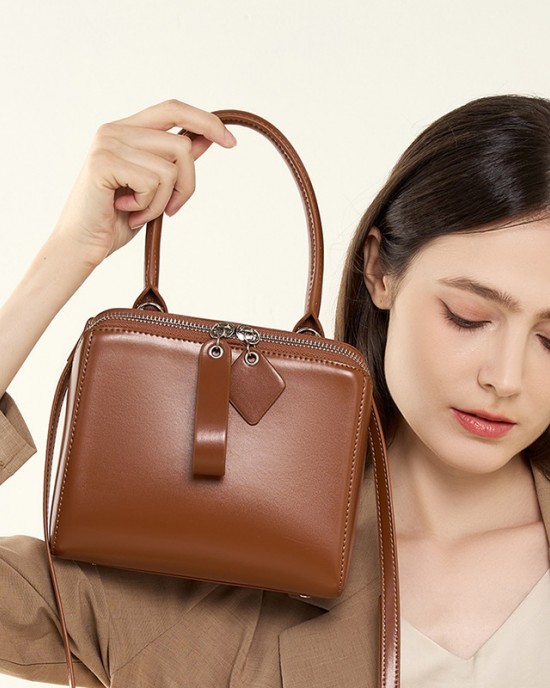 2025 new style versatile cowhide handbags, this year's popular, high-quality, French-style niche shoulder and crossbody bags.