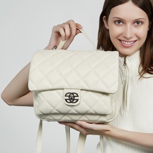 New Genuine Leather Chanel-Style High-End Diamond-Patterned Backpack for Women, Large Capacity, Exquisite, Versatile Travel Backpack for Commuters