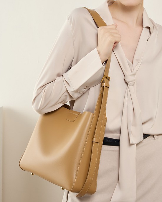 Genuine leather women's bag, 2025 new spring bucket bag, soft leather shoulder crossbody tote, large capacity commuter handbag