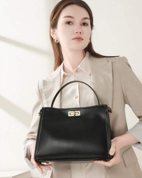 New 2025 women's leather crossbody bag, small square bag, stylish and simple, versatile crossbody bag