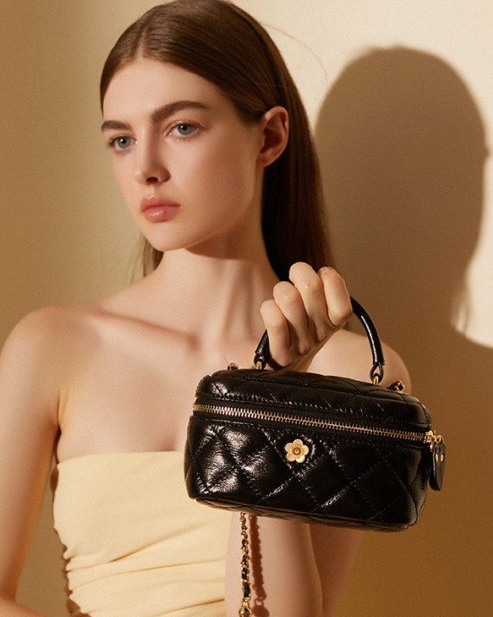 Summer stylish diamond-patterned chain shoulder bag, 2025 new style, fashionable, trendy, textured crossbody bag