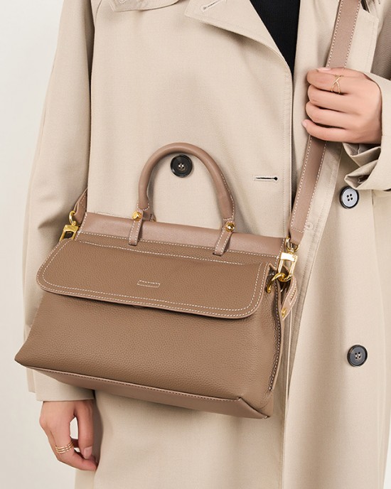 2025 new style top-grain cowhide bags for women, genuine leather messenger bags, large-capacity commuter briefcases