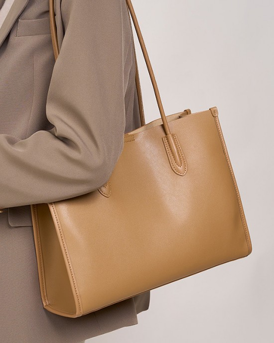 2025 New Style Genuine Leather Niche Soft Leather Tote Bag, Versatile and High-End Large Capacity Cowhide Shoulder Bag