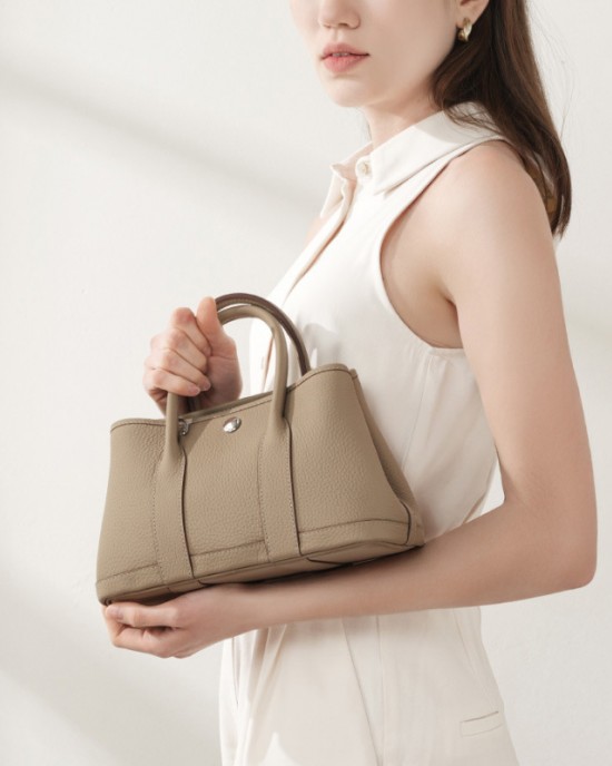 2025 new genuine leather women's bags, shell chain bag, textured flap crossbody bag, large capacity, versatile commuter shoulder bag.