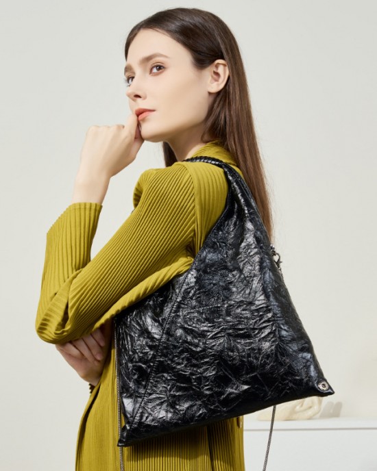 French loose-fitting triangle pleated tote bag, lightweight, large-capacity women's bag, top-grain cowhide shoulder and underarm bag