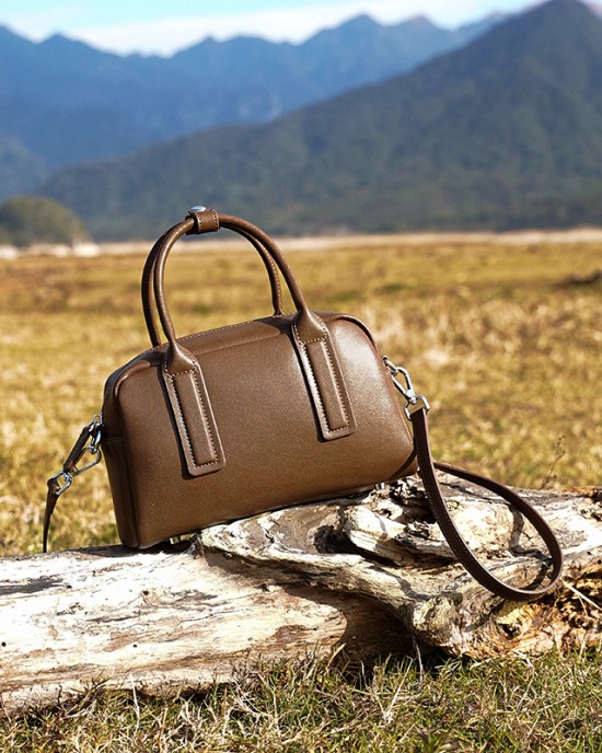 2025 Spring/Summer new genuine leather women's bags, retro crossbody bags, commuter handbags, niche, high-quality shoulder bags