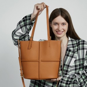 Top-grain cowhide handbag, single-shoulder, crossbody, 2025 new genuine leather retro commuter, lightweight luxury tote bag