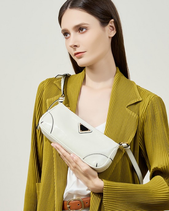 Autumn Women's Bags, 2025 New Retro Versatile High-End Single Shoulder Crossbody Bags, Large Capacity Commuter Handbags