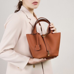 2025 new models, bucket bags, vegetable baskets, genuine leather handbags, mommy bags, bridal bags, luxury feel.