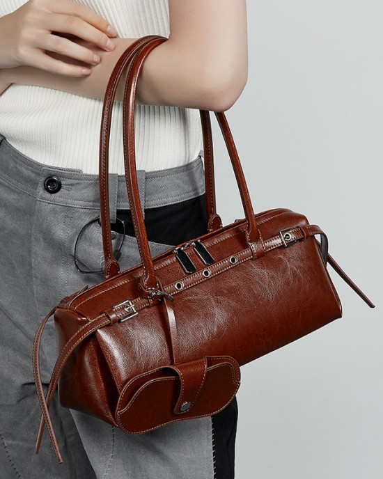 Genuine Leather Niche Retro Motorcycle Style, Cool Belt Decorated Handbag, New Single Shoulder Underarm Sausage Baguette Bag