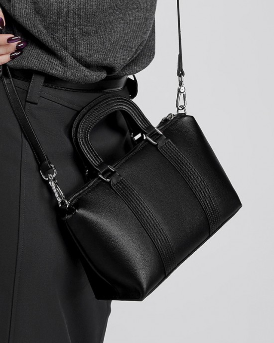 2025 New Style Mini Shoulder Bag, Spring/Summer Wholesale top-grain cowhide saddle bags, genuine leather women's bags, versatile Evelyn crossbody small bag