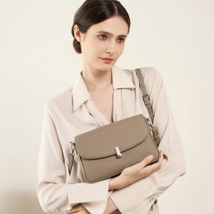 Large capacity genuine leather bags, versatile crossbody bags, 2025 new style stylish genuine cowhide shoulder bags