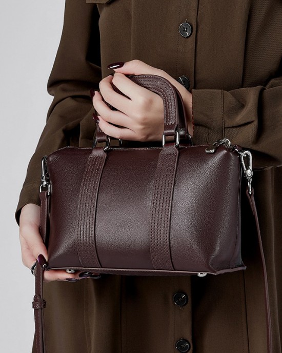 2025 New Style Mini Shoulder Bag, Spring/Summer Wholesale top-grain cowhide saddle bags, genuine leather women's bags, versatile Evelyn crossbody small bag