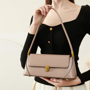 Niche baguette bags, 2025 new genuine leather influencer underarm bags, summer French-style shoulder bags