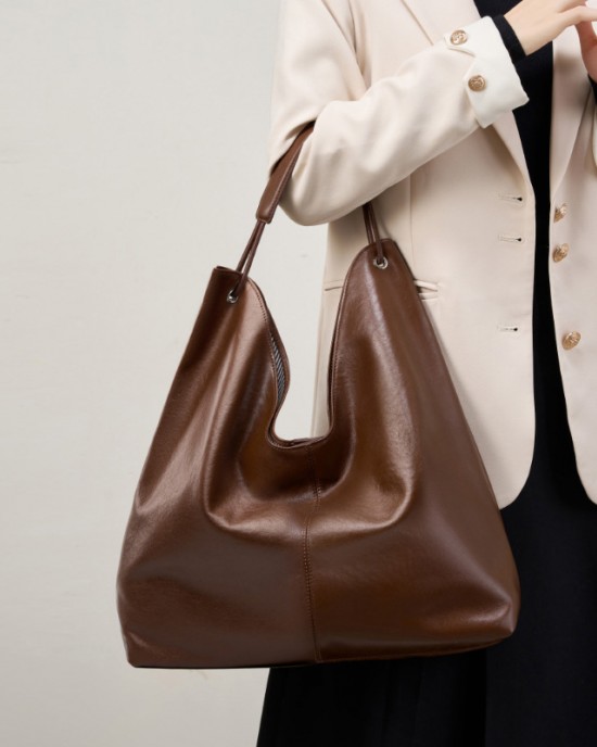 2025 new vegetable-tanned cowhide popular large-capacity textured tote bags, versatile for single-shoulder class Underarm Commuter Bag