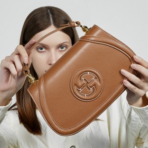 2025 new saddle bag, luxury retro genuine leather shoulder and crossbody bag, versatile luxury underarm bag