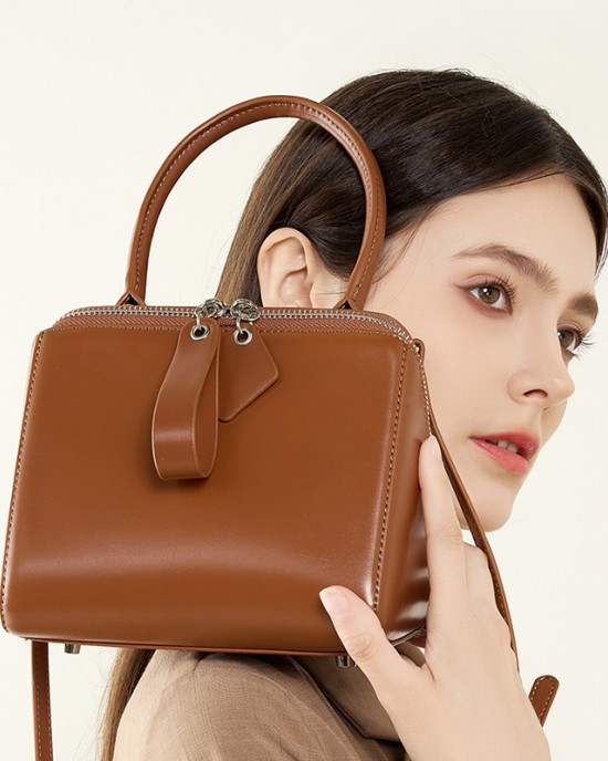 2025 new style versatile cowhide handbags, this year's popular, high-quality, French-style niche shoulder and crossbody bags.