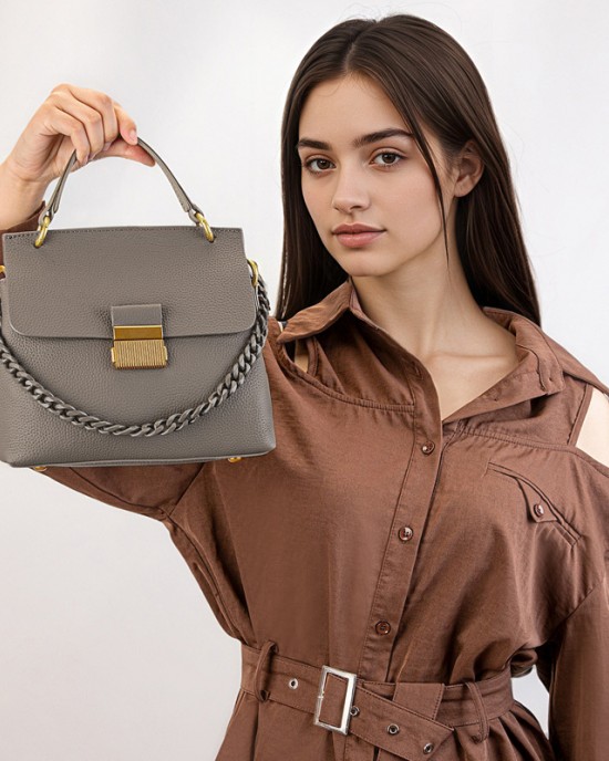 Women's bags, spring 2023, forest-style niche, light luxury shoulder and crossbody bags, a trendy hit on Douyin, vintage soft leather.