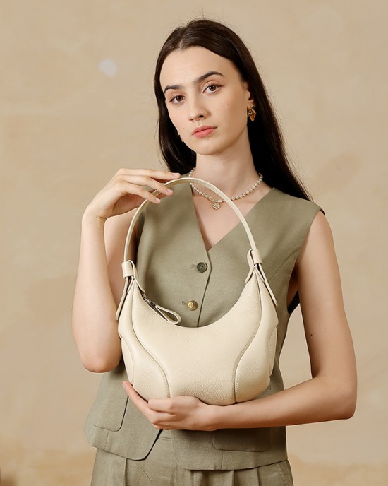 Baseball Underarm Bag, Women's Maillard Bag, 2025 New Niche Retro Crescent Shoulder Crossbody Bag, Genuine Leather Women's Bag