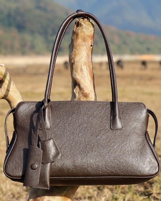 Retro, trendy, niche, single-shoulder, underarm, genuine leather bags for women, 2025 new vegetable-tanned cowhide handbag pillow bag.